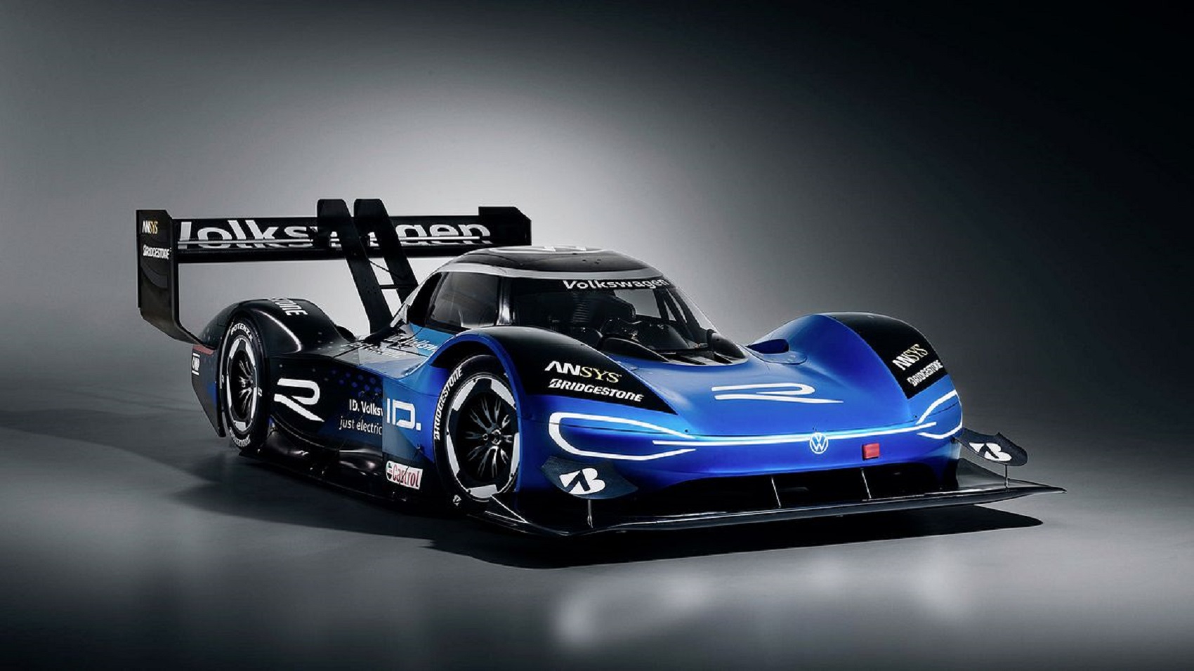 Szenzáció: a Volkswagen ID. R az AMTS-en!