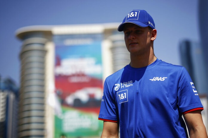 Mick Schumacher, Haas, Azeri Nagydíj
