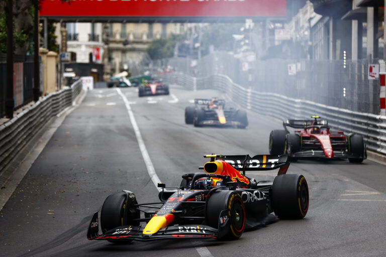 A Pirelli egy váratlan húzásnak tudja be Pérez monacói győzelmét