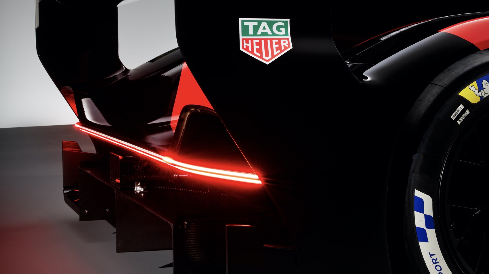 A Porsche bejelentette Hypercar pilótáit, Lotterer vezetésével