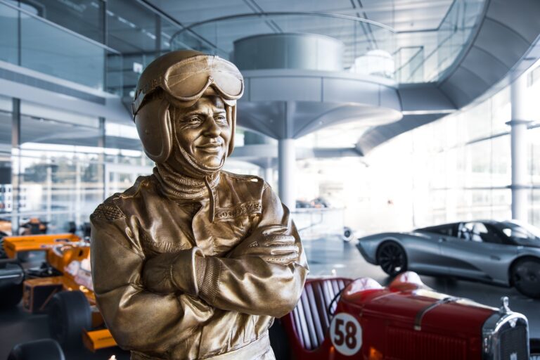 54 éve aratta Bruce a McLaren első győzelmét