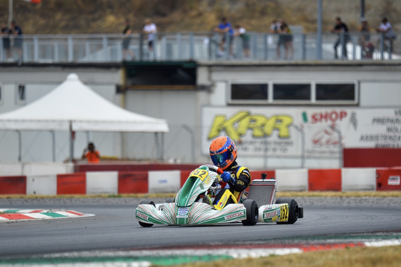 Krózser Menya felnőtt az MG gumikhoz – nem volt könnyű