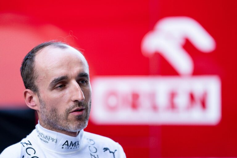 Kubica: Könnyebb az FIA-nak panaszkodni, mint változtatni