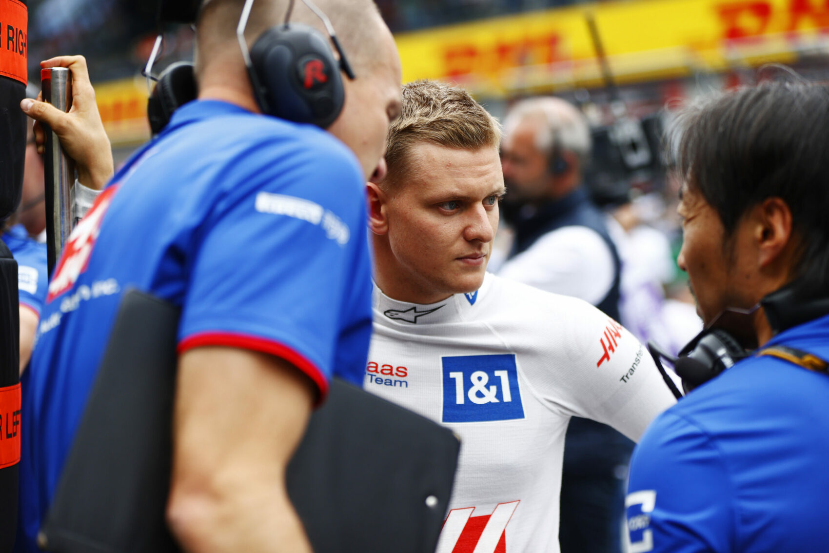 Binotto és Steiner majd elbeszélgetnek Schumacher jövőjéről