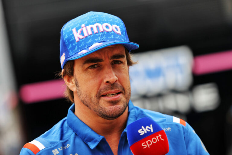 Főnöke nem aggódik a „csapatgyilkos” Alonso miatt