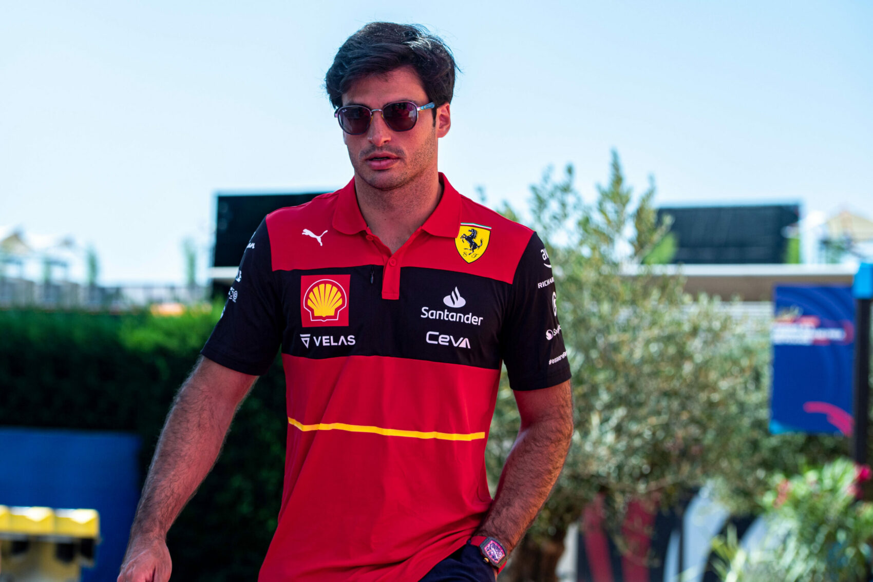 A Ferrari még nem döntött Sainz motorcseréjéről