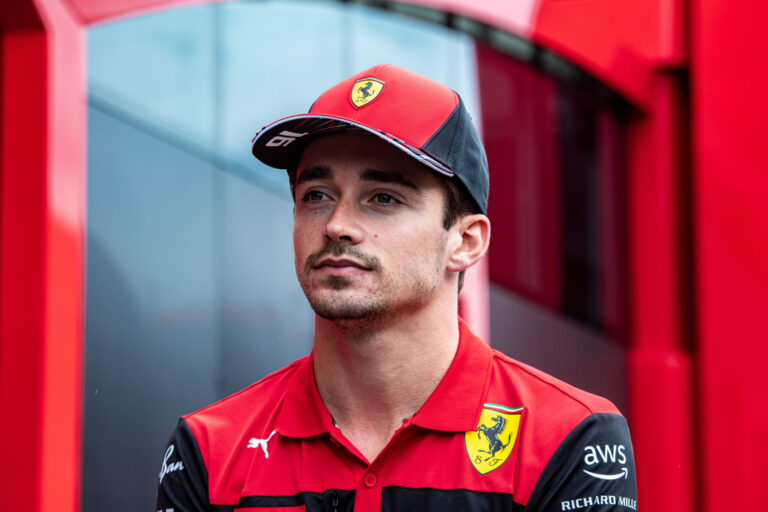 Leclerc kimondta, amit Binotto nem volt hajlandó: a Ferrari elszúrta