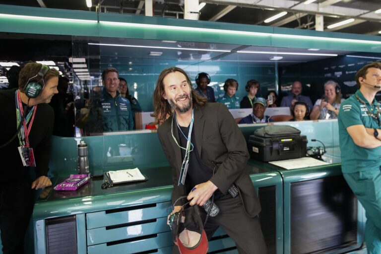 Keanu Reeves egy F1-es doku-sorozaton dolgozik a Disney+-nak