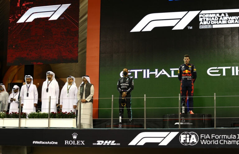Lewis Hamilton, Max Verstappen, Mercedes, Red Bull, Abu Dhabi Nagydíj