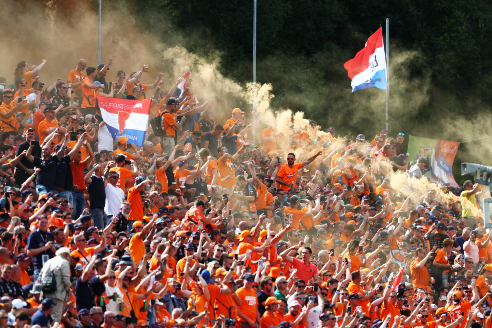 Verstappen egyetért Hamiltonnal: saját szurkolóit kritizálta