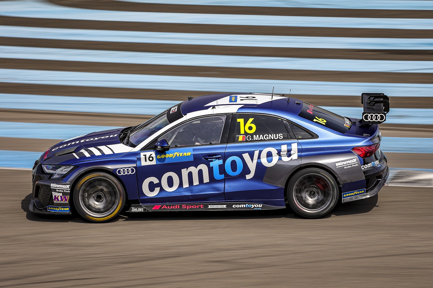 Béna veszteseknek tartja a Comtoyou főnök a Lynk & Co-t