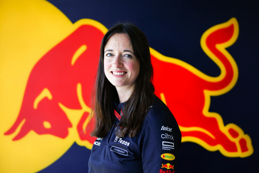 Hannah Schmitz, Red Bull
