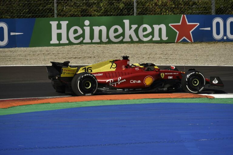 Leclerc volt az időmérő leggyorsabbja a Ferrari hazájában