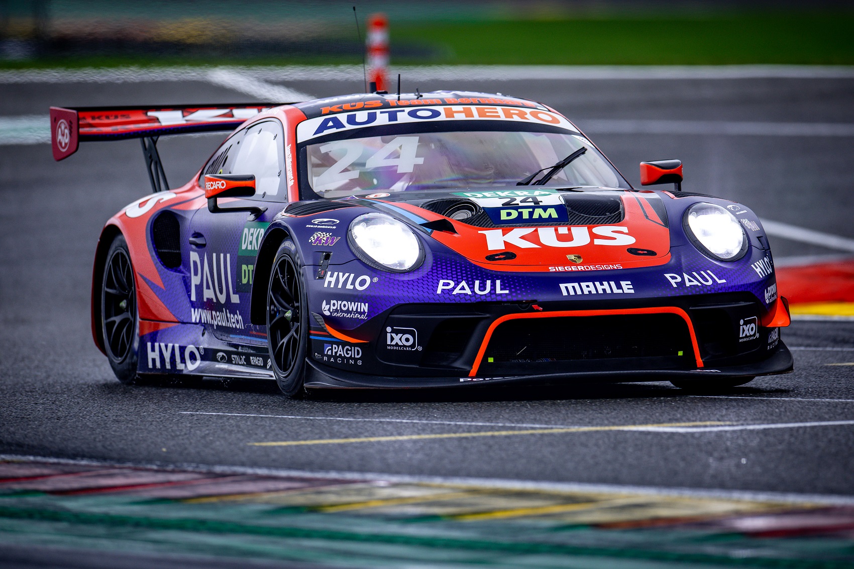 Egy újabb Porsche győzelemmel besűrűsödött a bajnokság