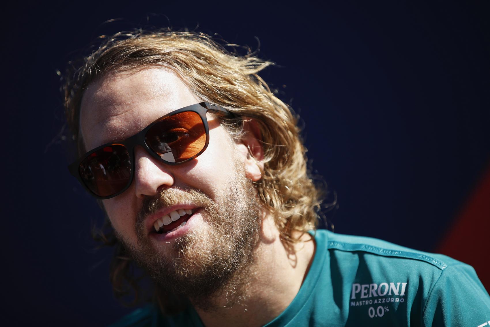 Vettel: „Az életem egy része már nem az enyém”