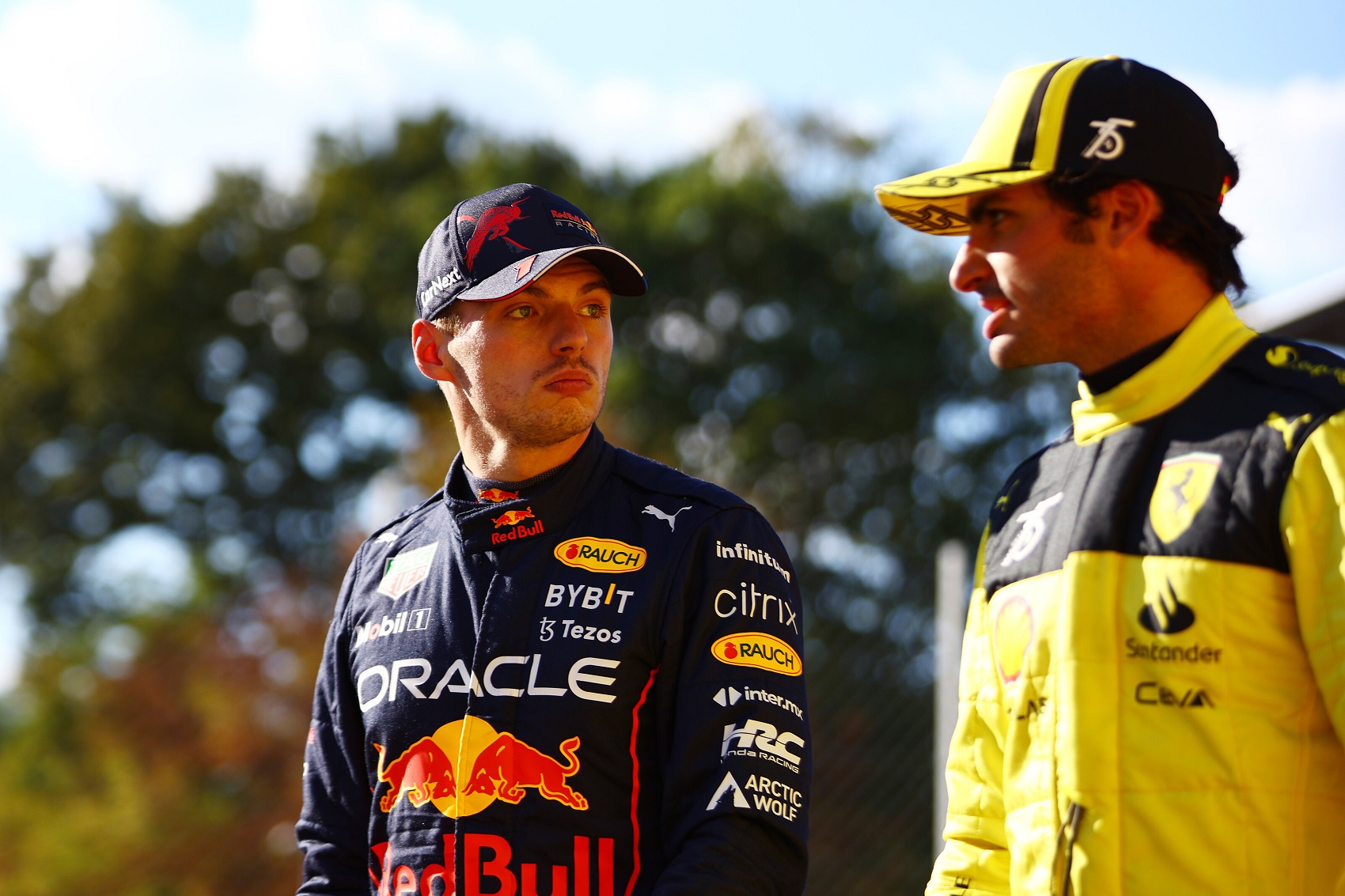 Marko szerint Verstappen óvatosan küzdjön Leclerc ellen