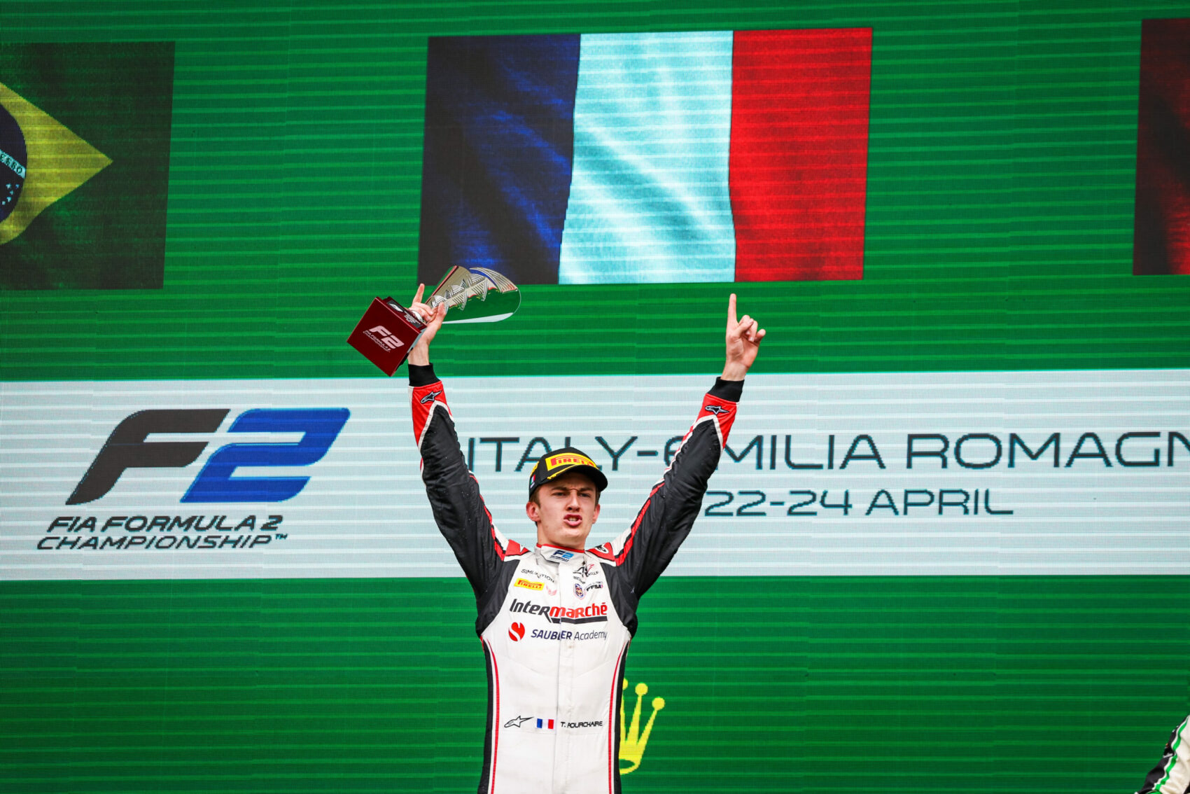 Pénteki edzéslehetőséget adott francia tehetségének az Alfa Romeo