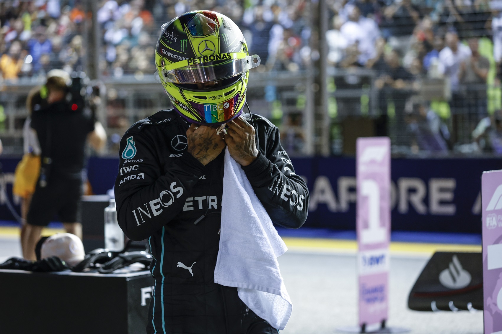 Hamilton meglátta a reményt az alagút végén, csak nem volt elég tapadás