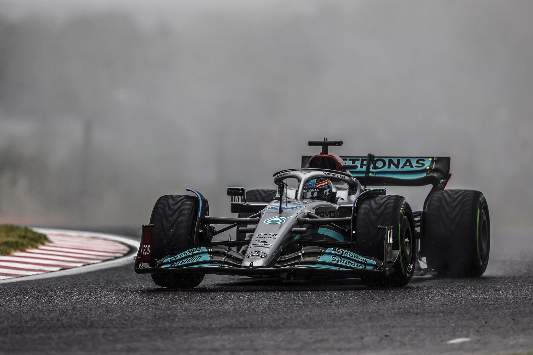 FP2: A Mercedes „megtanult vizen járni” Japánban