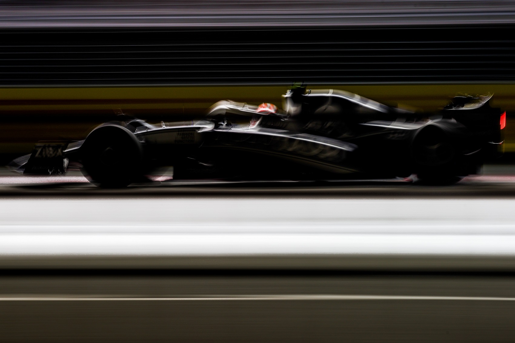 Verstappen honfitársa üléspróbán járt, de mit szól ehhez a Mercedes?