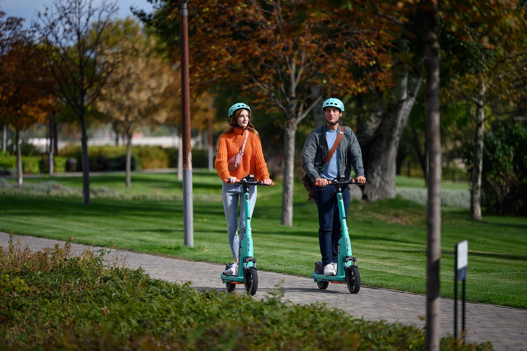 48 millió kilométernyi autós utazást és 8 millió kg CO2 kibocsátást váltottak ki a TIER mikromobilitási megoldásai