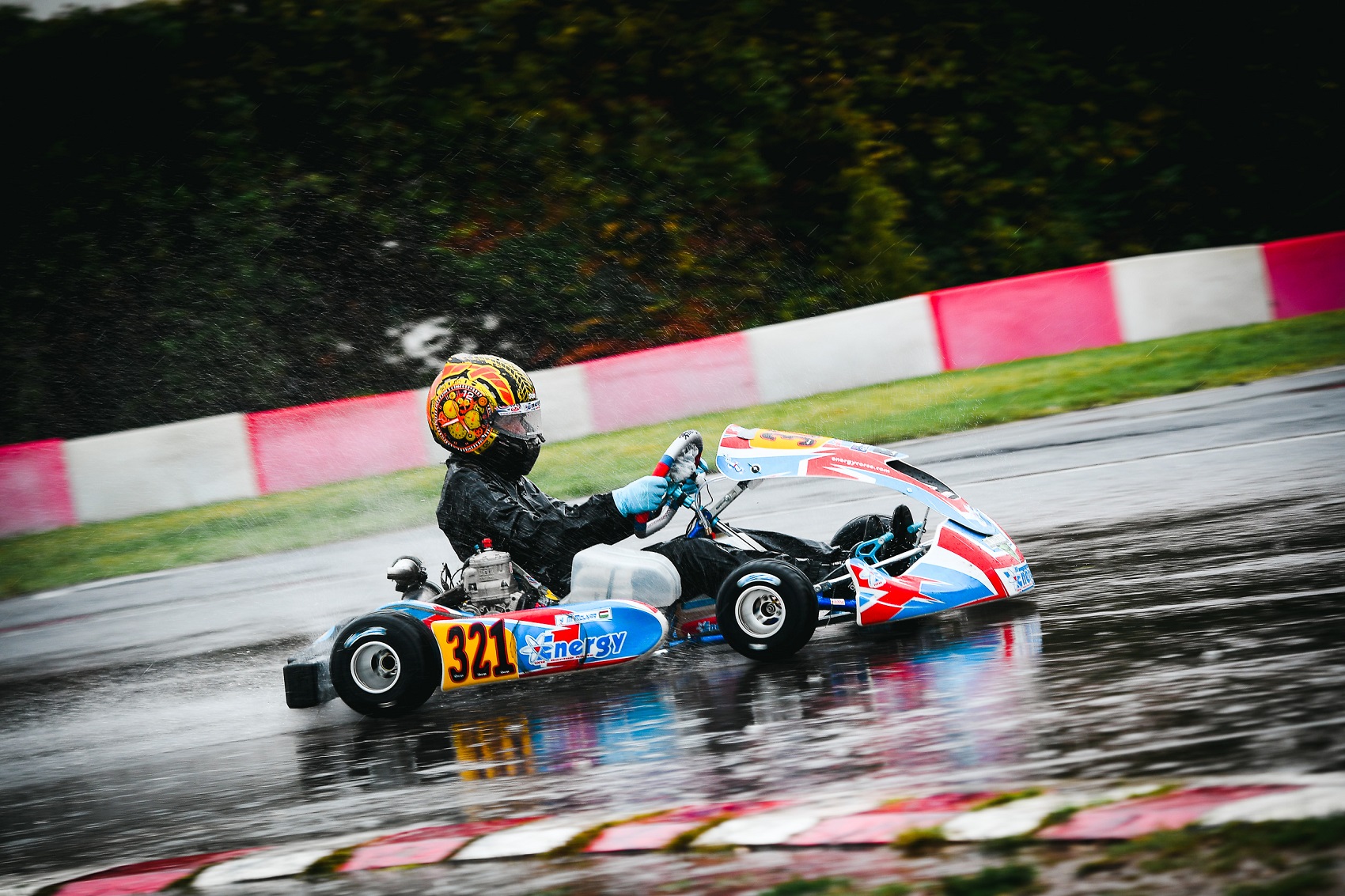 Molnár Martin esőben és felszáradó pályán a leggyorsabb volt a WSK Open Cupon