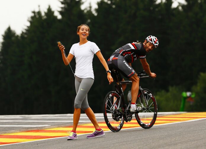 Jessica Michibata, Mark Webber, jenson button