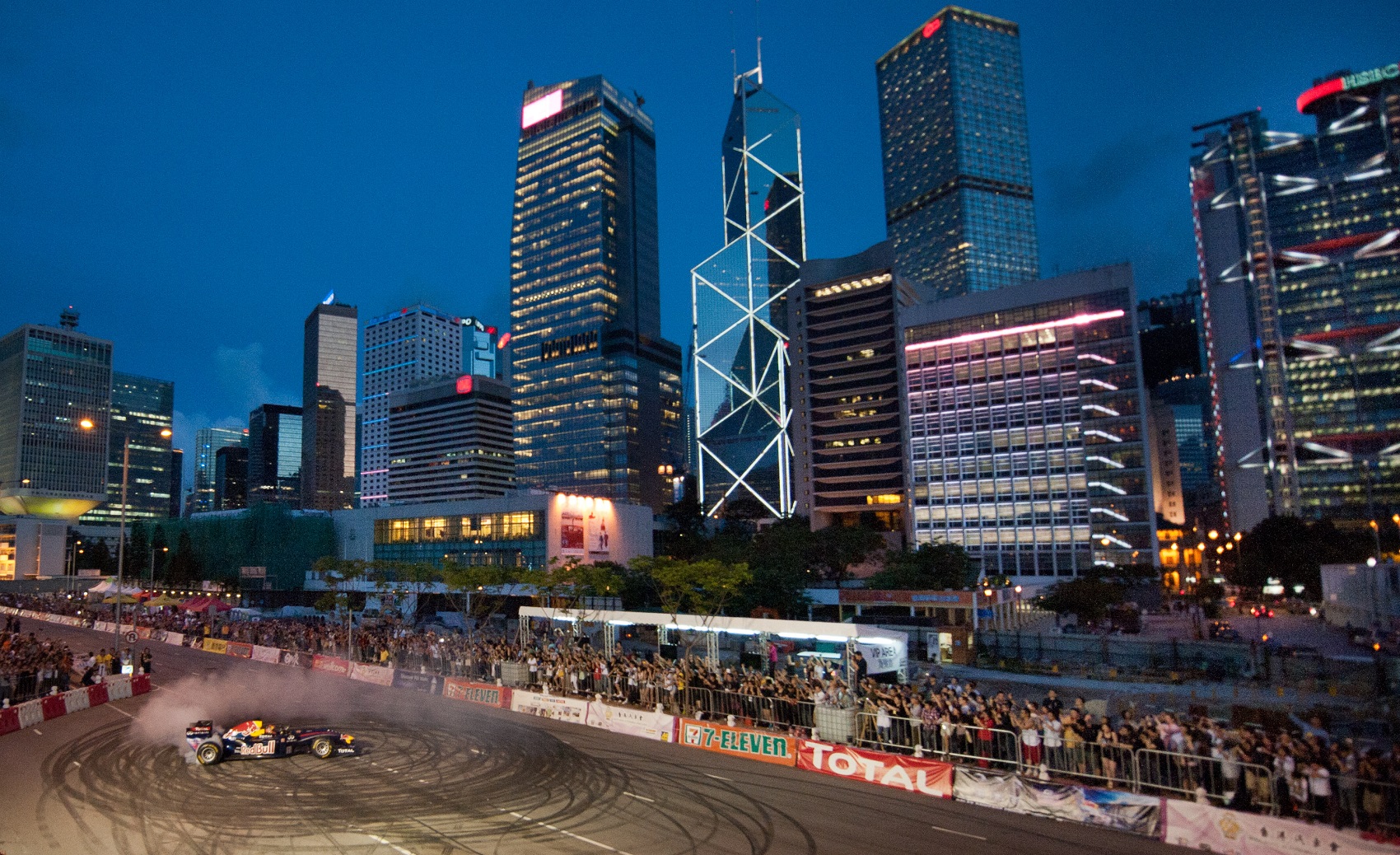 Nem befektetne, hanem új Forma-1-es csapatot indítana a hongkongi milliárdos