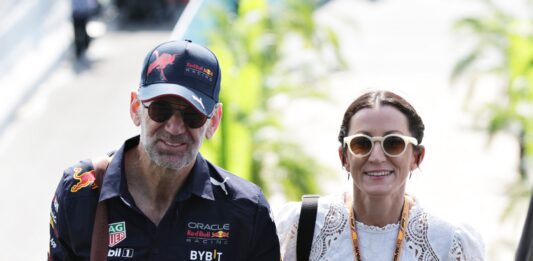 Adrian Newey, Amanda Smerczak