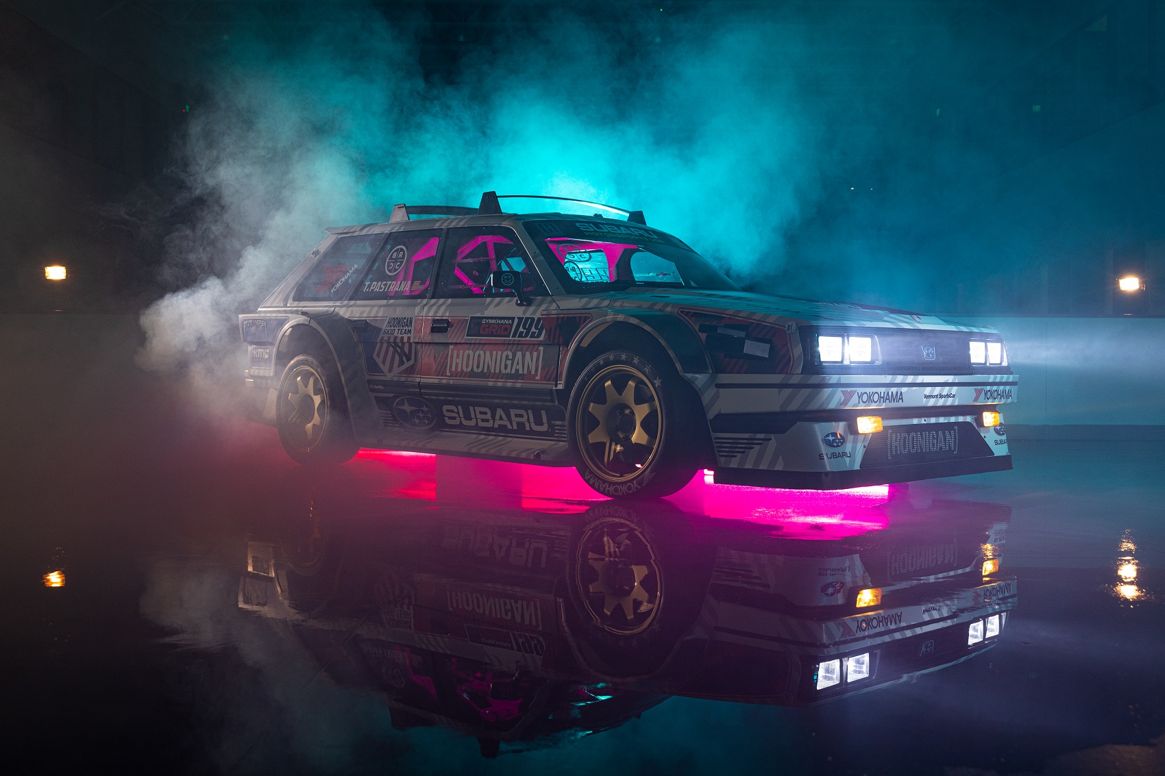 Pastrana most sem kímél egy 862 lóerős Subarut, itt az újabb őrületes videója!