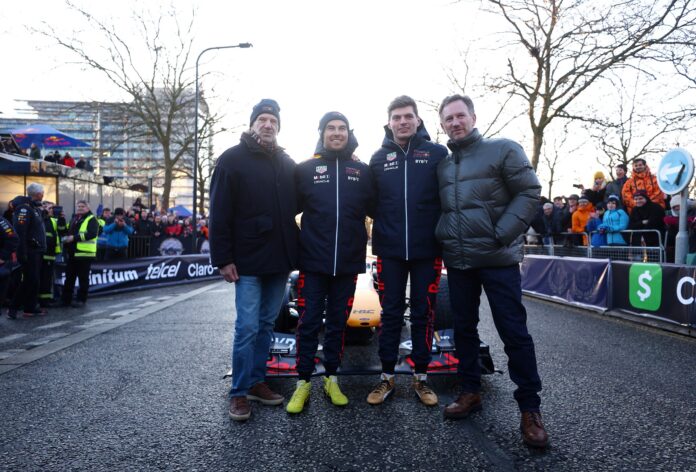 Adrian Newey, Sergio Perez, Max Verstappen, Christian Horner, red bull