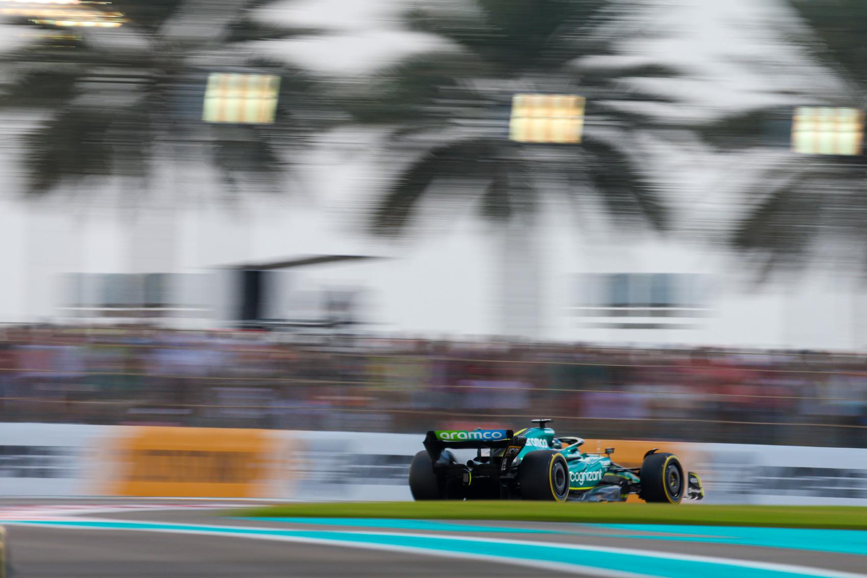 Alonso nagyszerű motivációt jelent az Aston új pilótájának