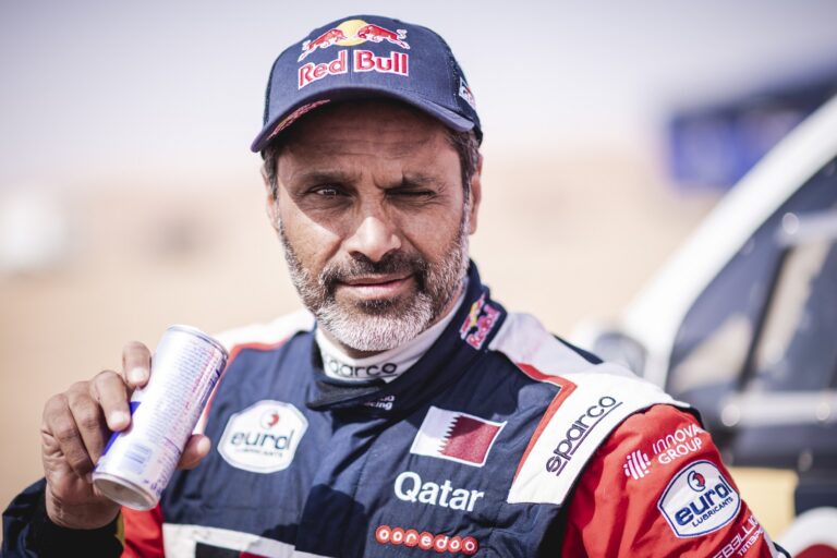 Dakar: Al-Attiyah diadalmaskodott, Loeb második lett