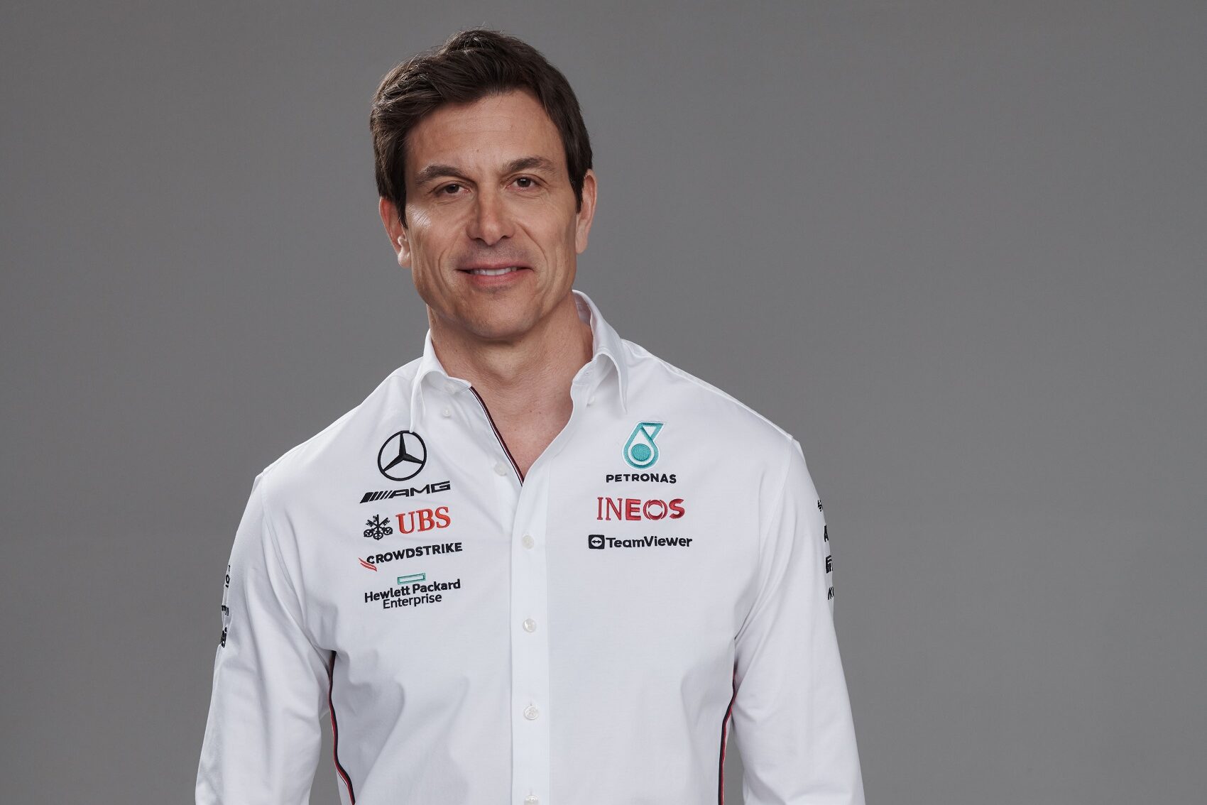 Wolff szerint ezért van előnyben a Mercedes a Red Bullhoz képest