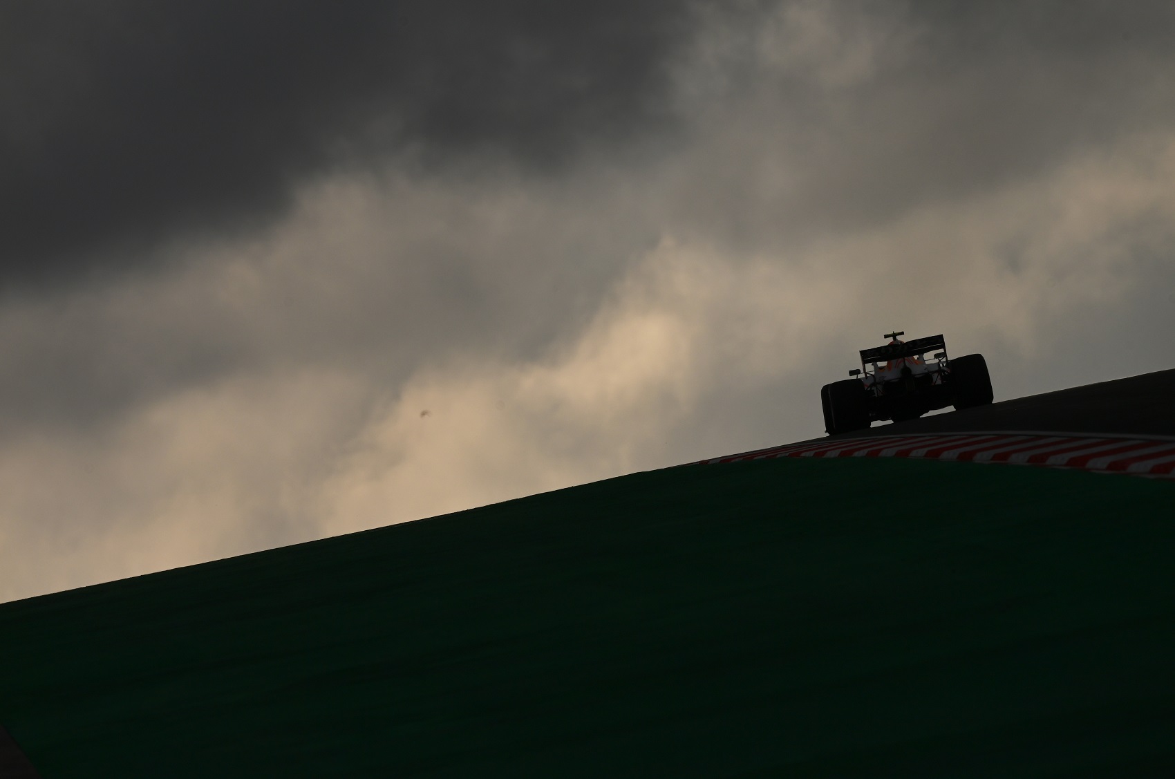 Domenicali is reagált a törökországi földrengésre: Mindannyiunkat sokkolt