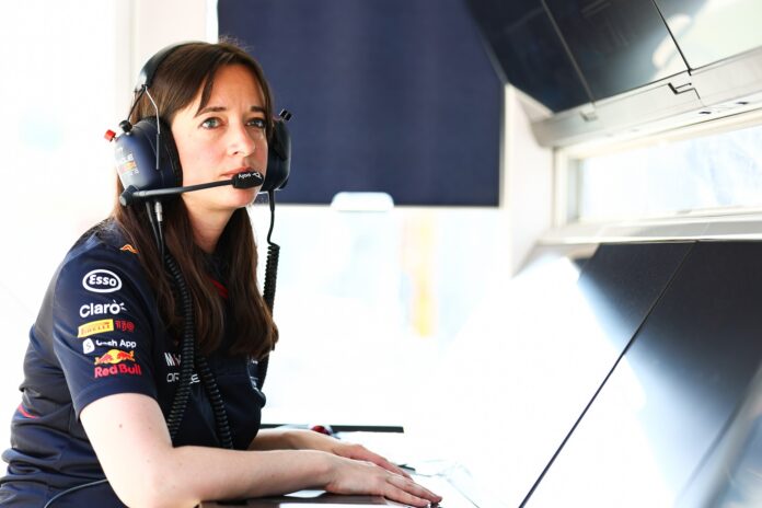 Hannah Schmitz, Red Bull
