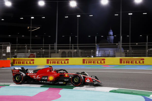 Forma-1, Carlos Sainz, Ferrari, Szaúd-arábiai Nagydíj 2023, péntek