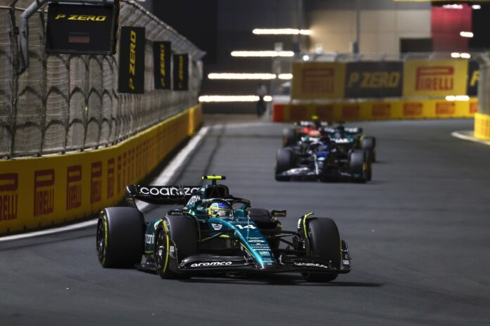 Fernando Alonso, George Russell, Aston Martin, Mercedes