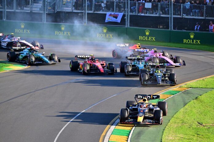 Max Verstappen, Red Bull, Ausztrál Nagydíj rajt baleset