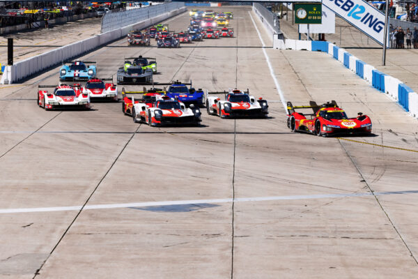 Start FIA WEC 1000 Miles of Sebring - Sebring International Raceway - Sebring - USA - Hypercar