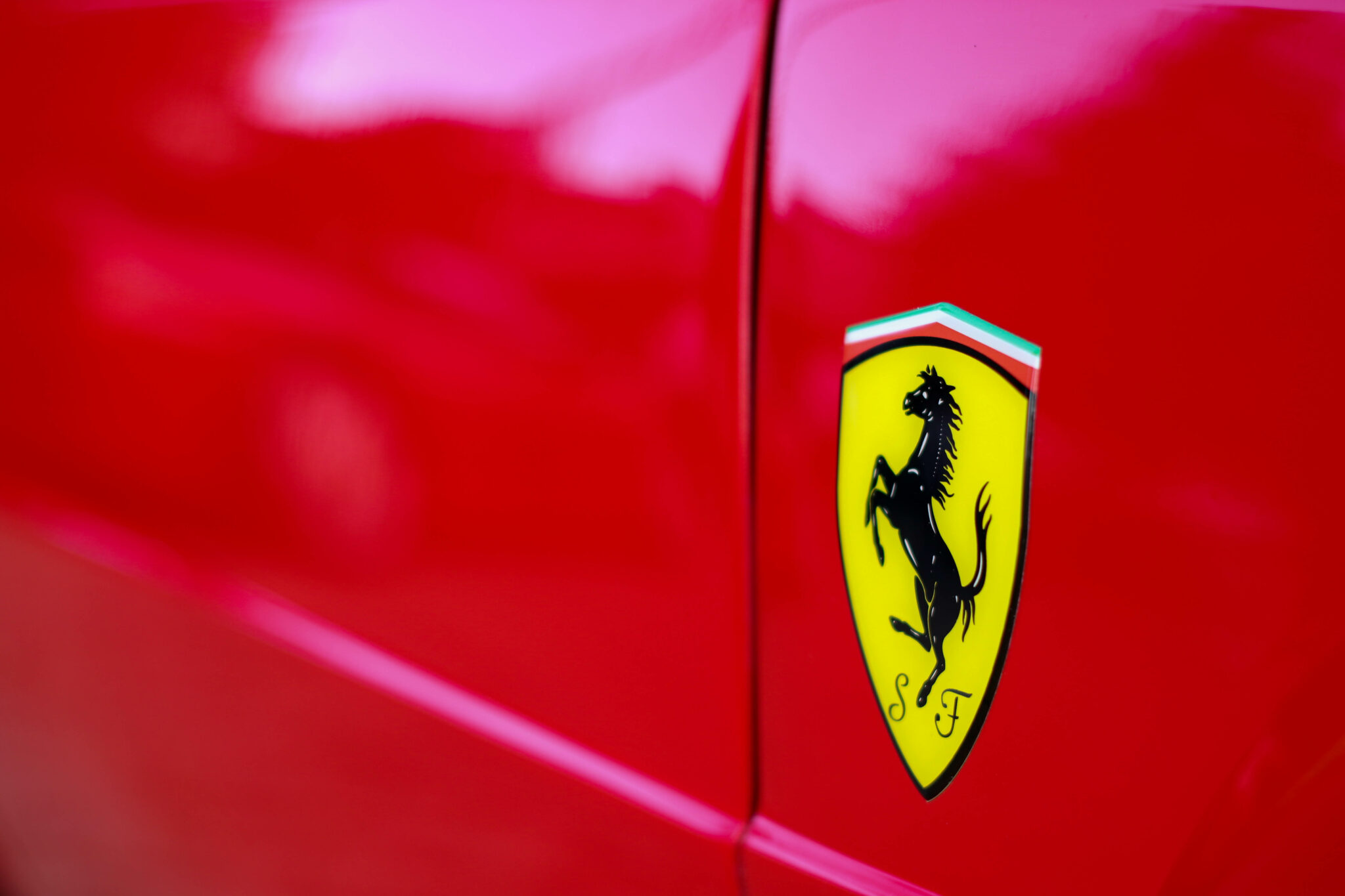 Ferrari logo