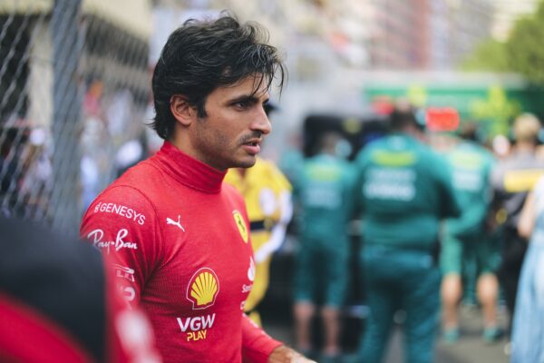 Carlos Sainz, Ferrari