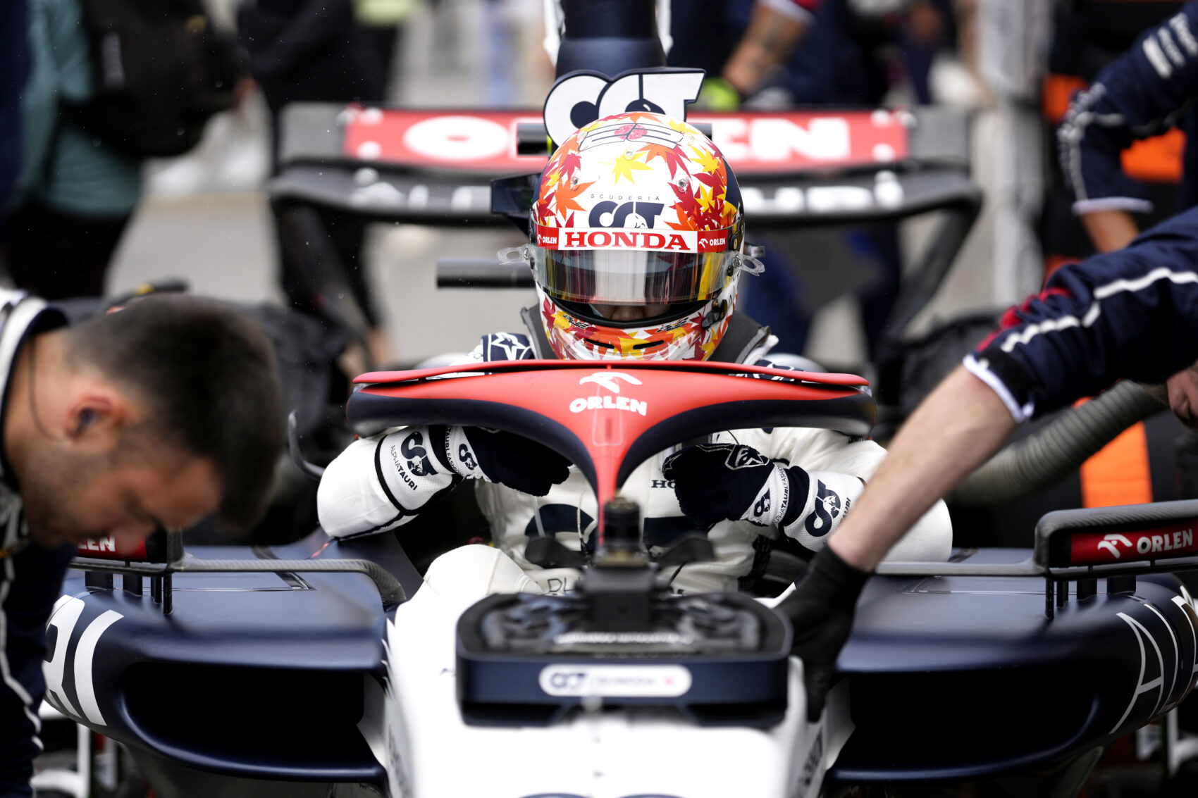 Vízbe dobták az F1-es csapatot elhagyó szakembert