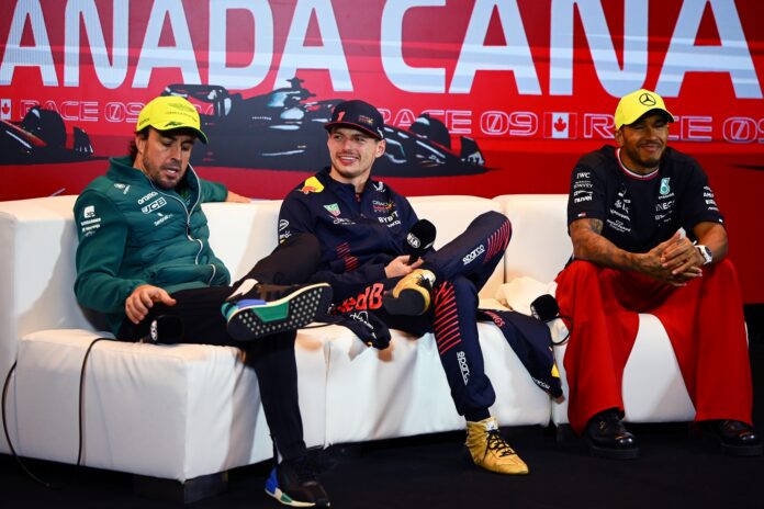 Fernando Alonso, Max Verstappen, Lewis Hamilton, Aston Martin, Red Bull, Mercedes