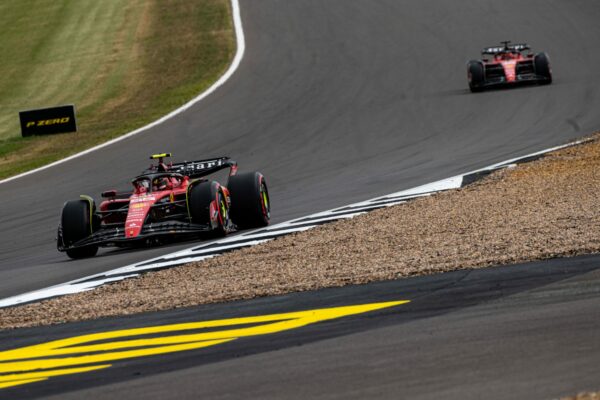 Ferrari, Leclerc, Sainz