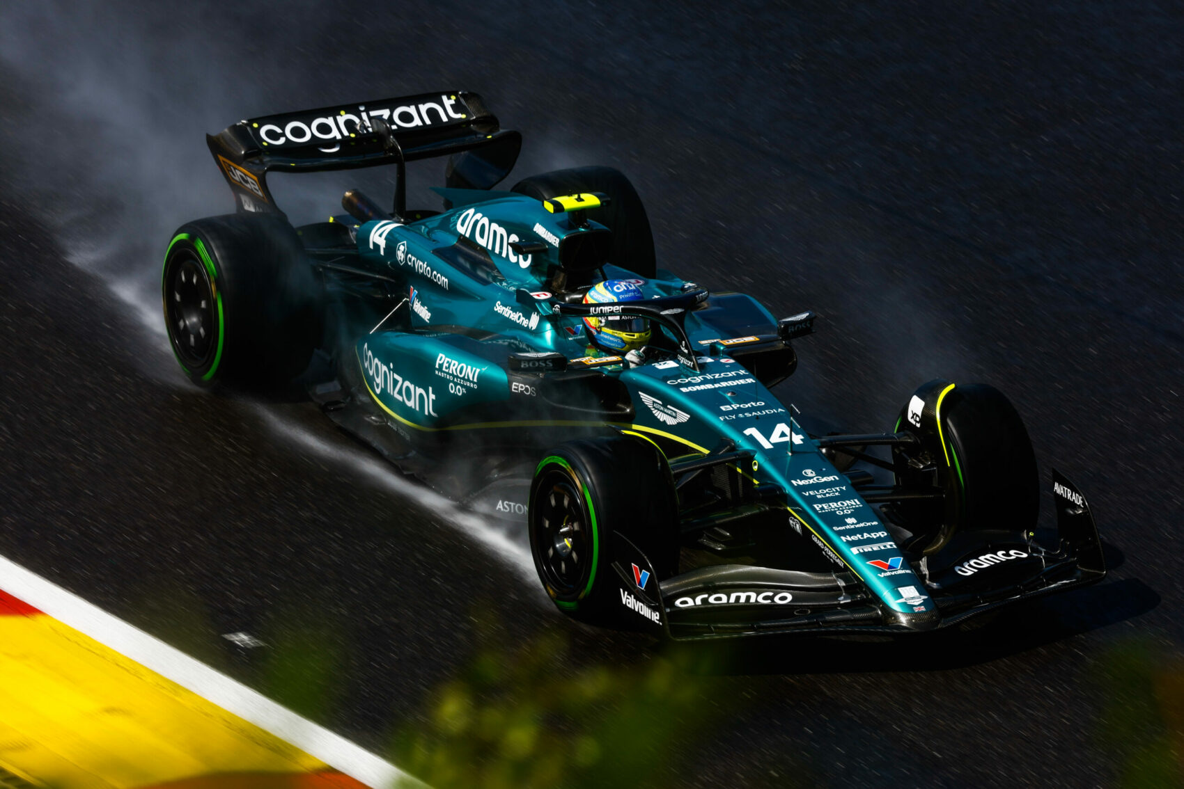 Visszalép egy fontos szereplő Alonso csapatában