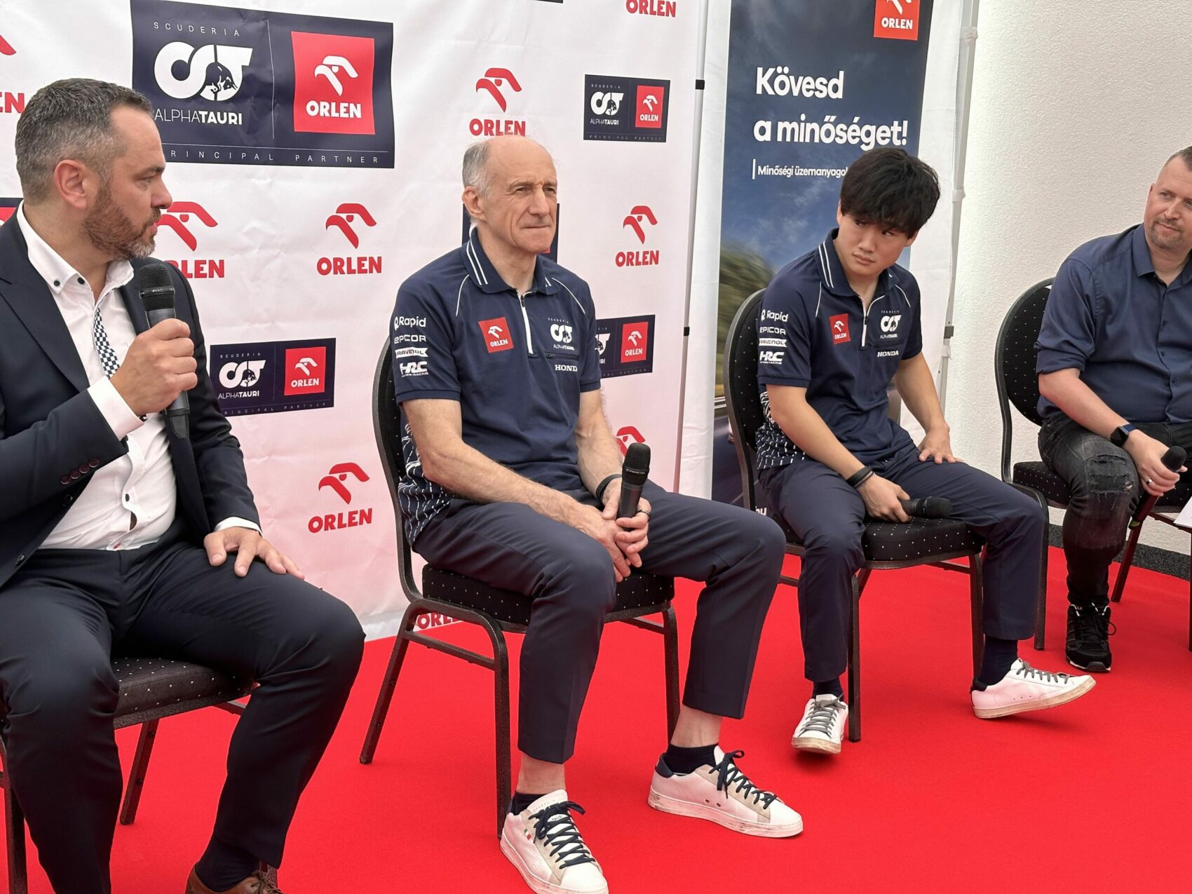 Feldobta volna egy kis extrával, de lenyűgözte az F1-es csapatfőnököt az Orlen új benzinkútja