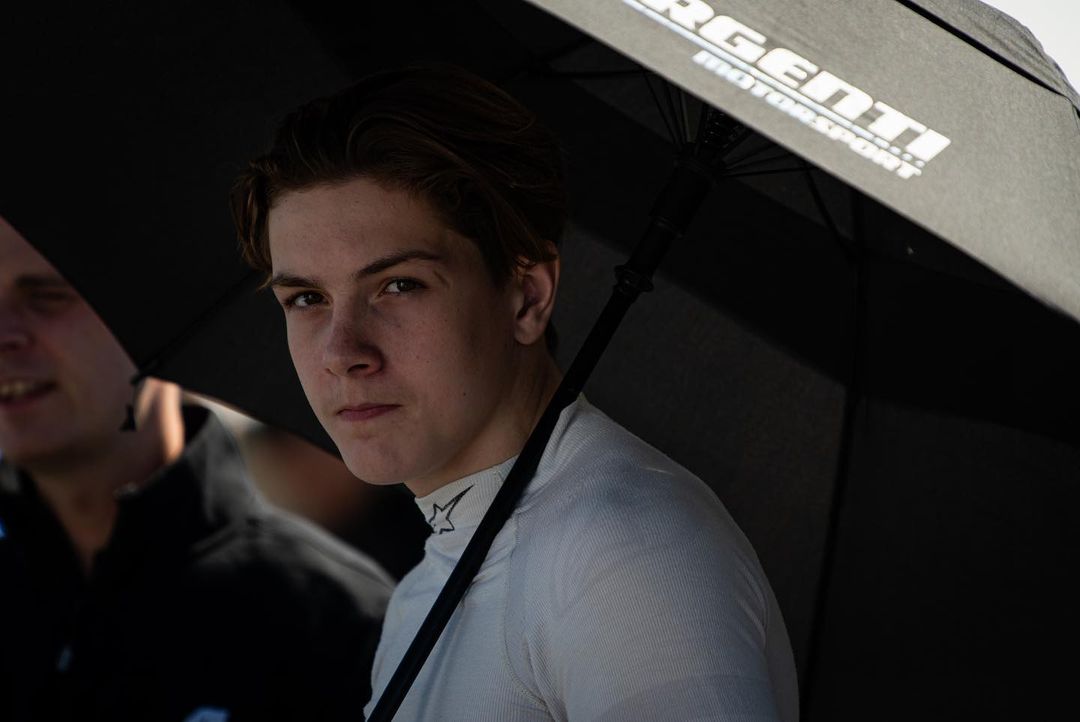 Csak most kezdett el ismét járni a spái tragédia túlélője