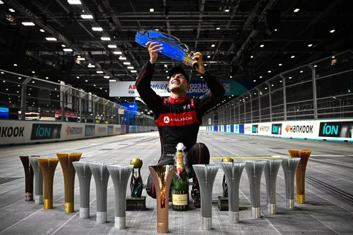 Jake Dennis, Andretti