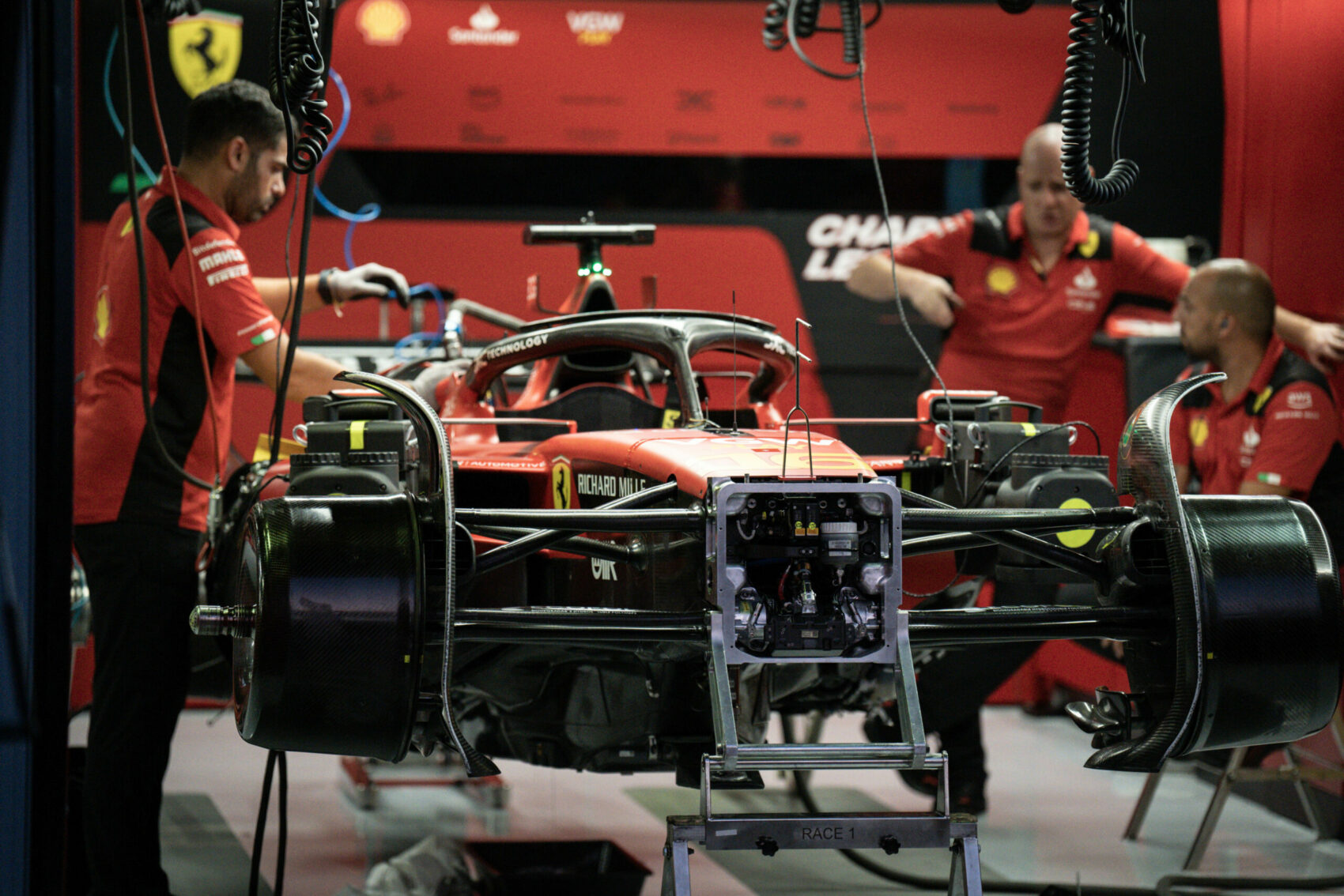 F1 Ferrari szerelők